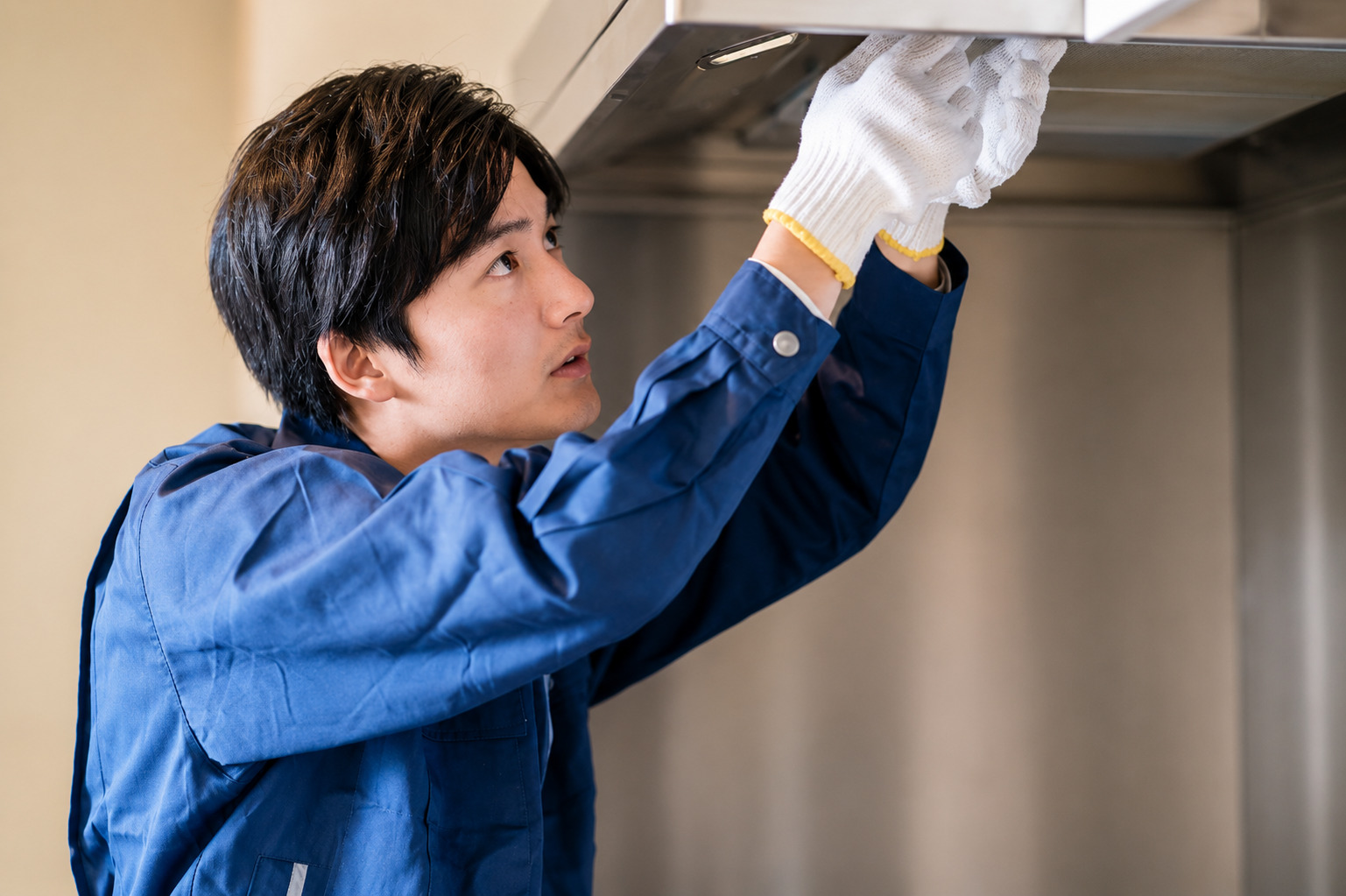 商業施設・共用部の清掃作業の様子